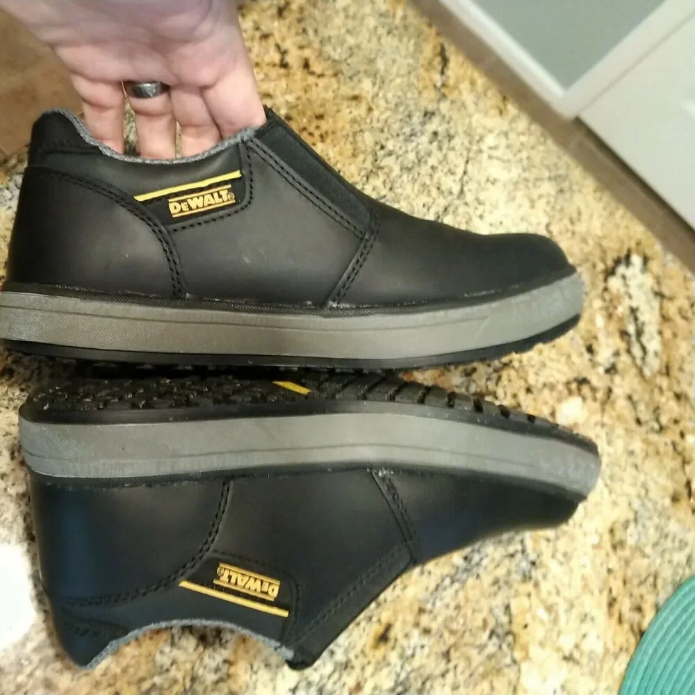 Dewalt Tough Slip On Steel Toe Heel Cushion Men Work Shoe Size 8.5 DXWP99006